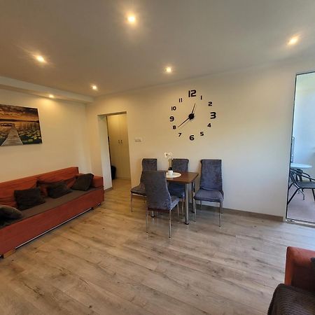 Apartament Centrum - Aleja Swietego Jana Pawla II Kolobrzeg Exterior photo